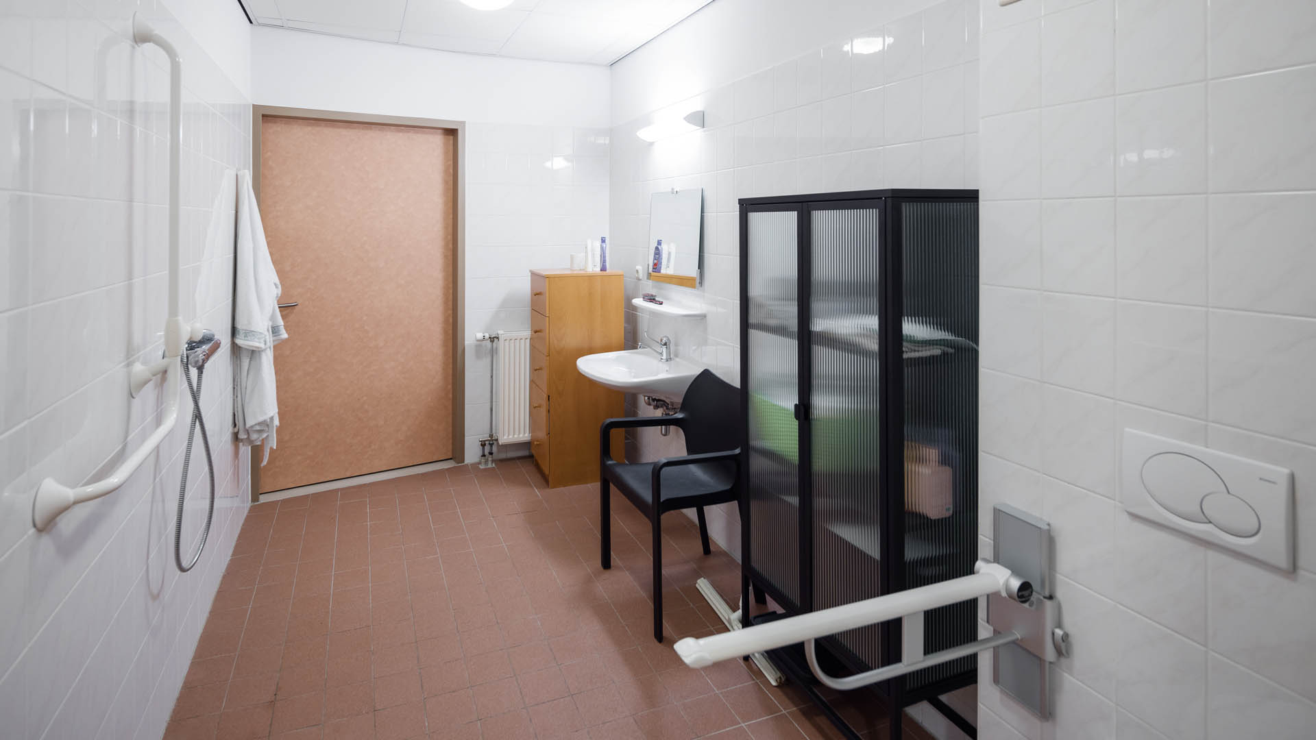 Badkamer kleinschalig wonen 